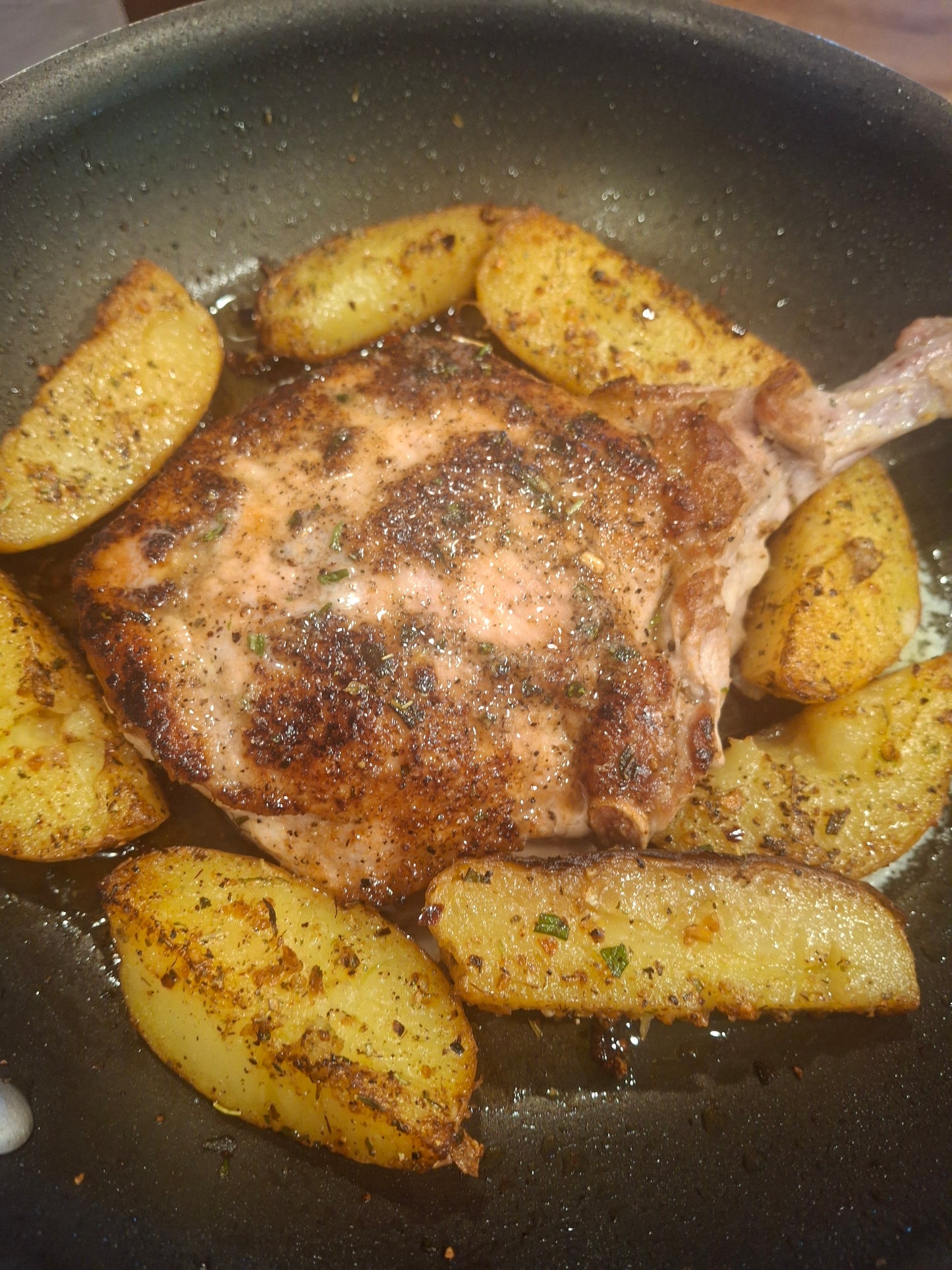 8 oz Premium Pork Chops, Center Cut, Boneless pork